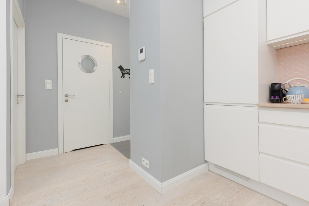 Sarmacka Apartment With Balcony Warsaw Wilanow By Noclegi Renters Eksteriør bilde