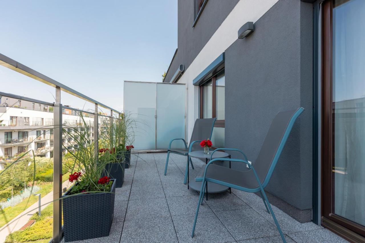 Sarmacka Apartment With Balcony Warsaw Wilanow By Noclegi Renters Eksteriør bilde